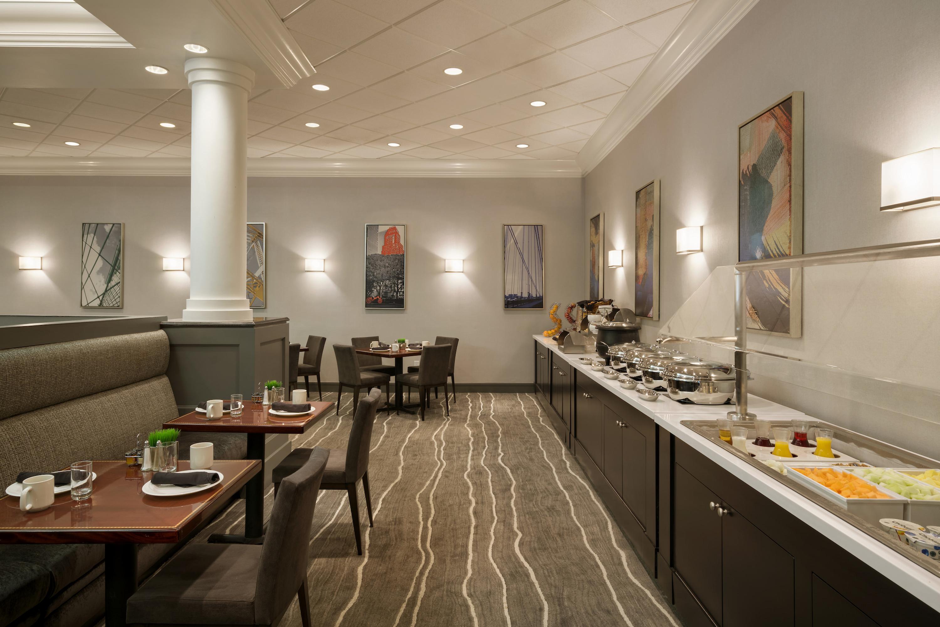 Отель Crowne Plaza Englewood By Ihg Экстерьер фото
